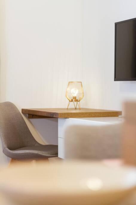 Luxe Haven On Lonyay By Newave Apartments Budapeszt Zewnętrze zdjęcie